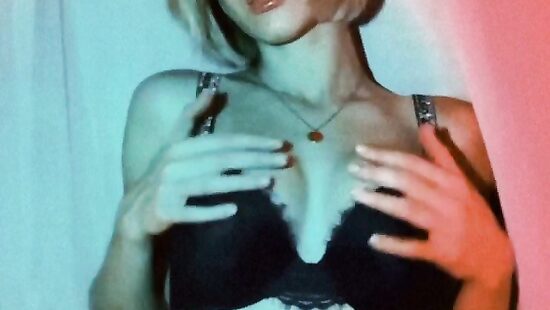 kiss Me